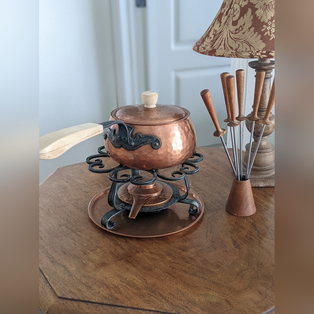 MID CENTURY SWISS MADE COPPER SAUCEPAN ON STAND/fondue set, saucepan with - Picture 2 of 12